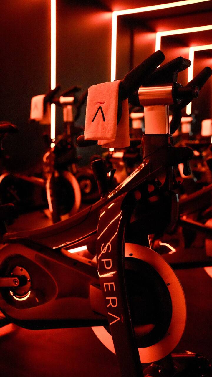 Spinning class at SPIERA Club in Mascouche